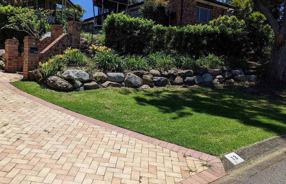 Naturestrip Mow in Mount Cotton